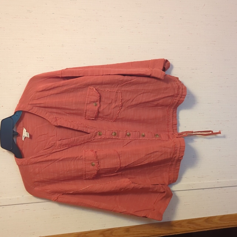 Women's shirt
